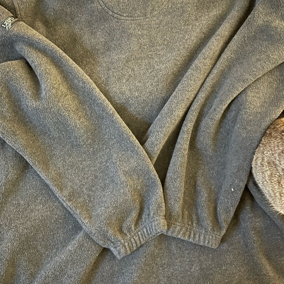 Mens iZod Performance Fleece Sweater - Picture 7 of 7